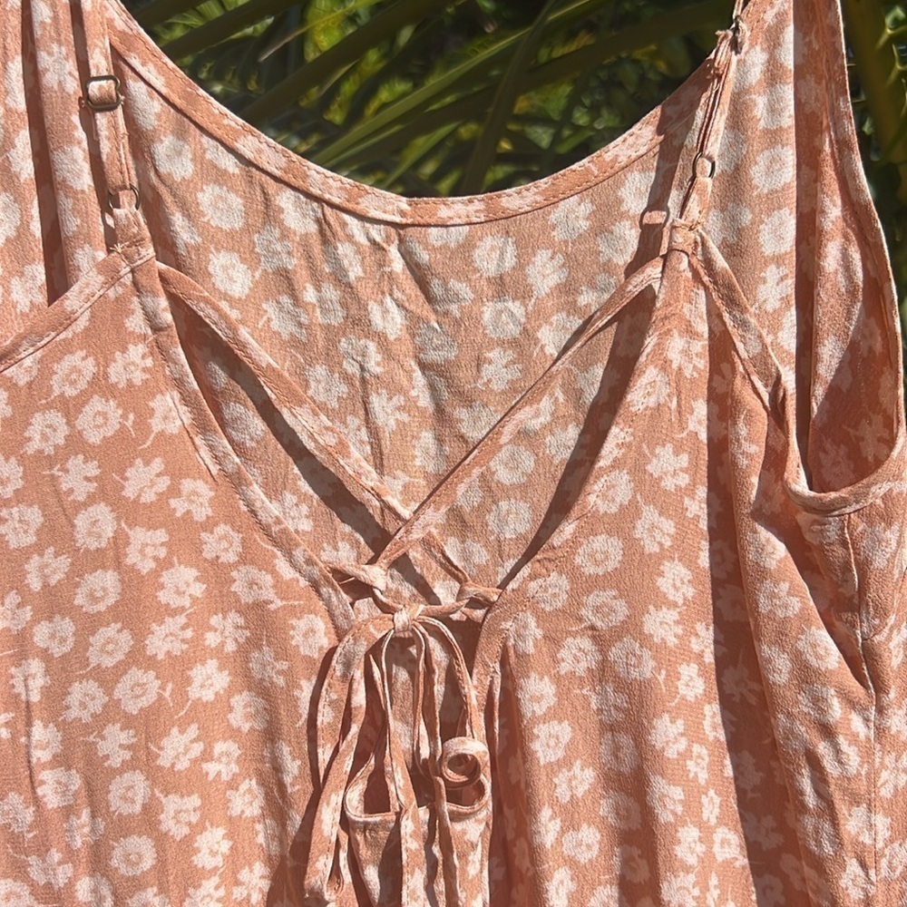 Wild Fable Ground Ginger floral dress. Spaghetti straps ruffled bottom Sz M - Picture 3 of 11